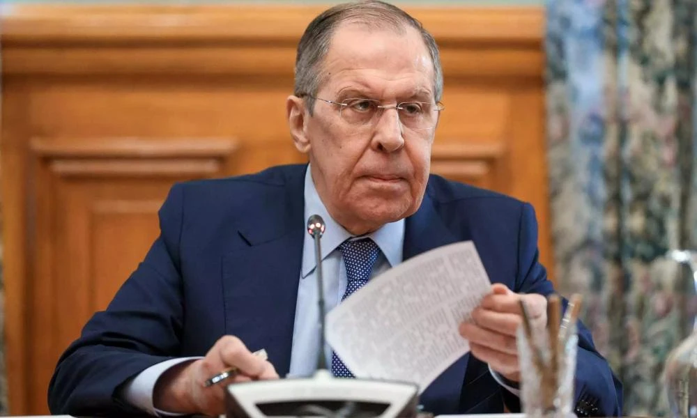 Λαβρόφ: «Είμαστε φίλοι» με την Ινδία - Ελπίζουμε να αποφύγει τις κυρώσεις στο εμπόριο